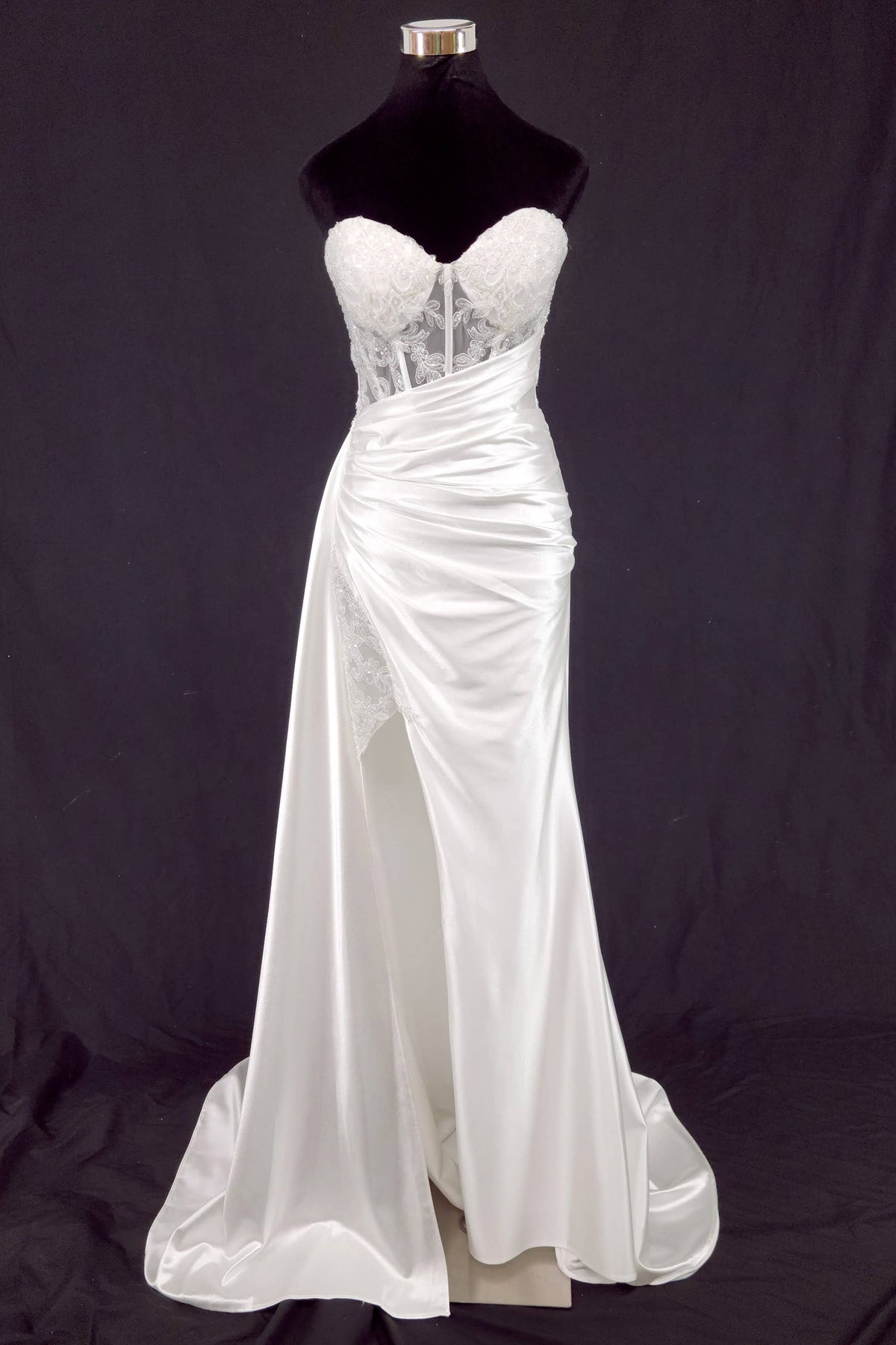 Floor length satin sweetheart dress with split skirt C843