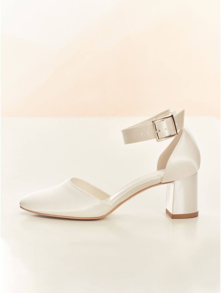 Vera Shoe