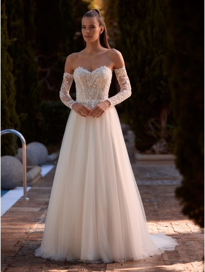 Arwena Gown