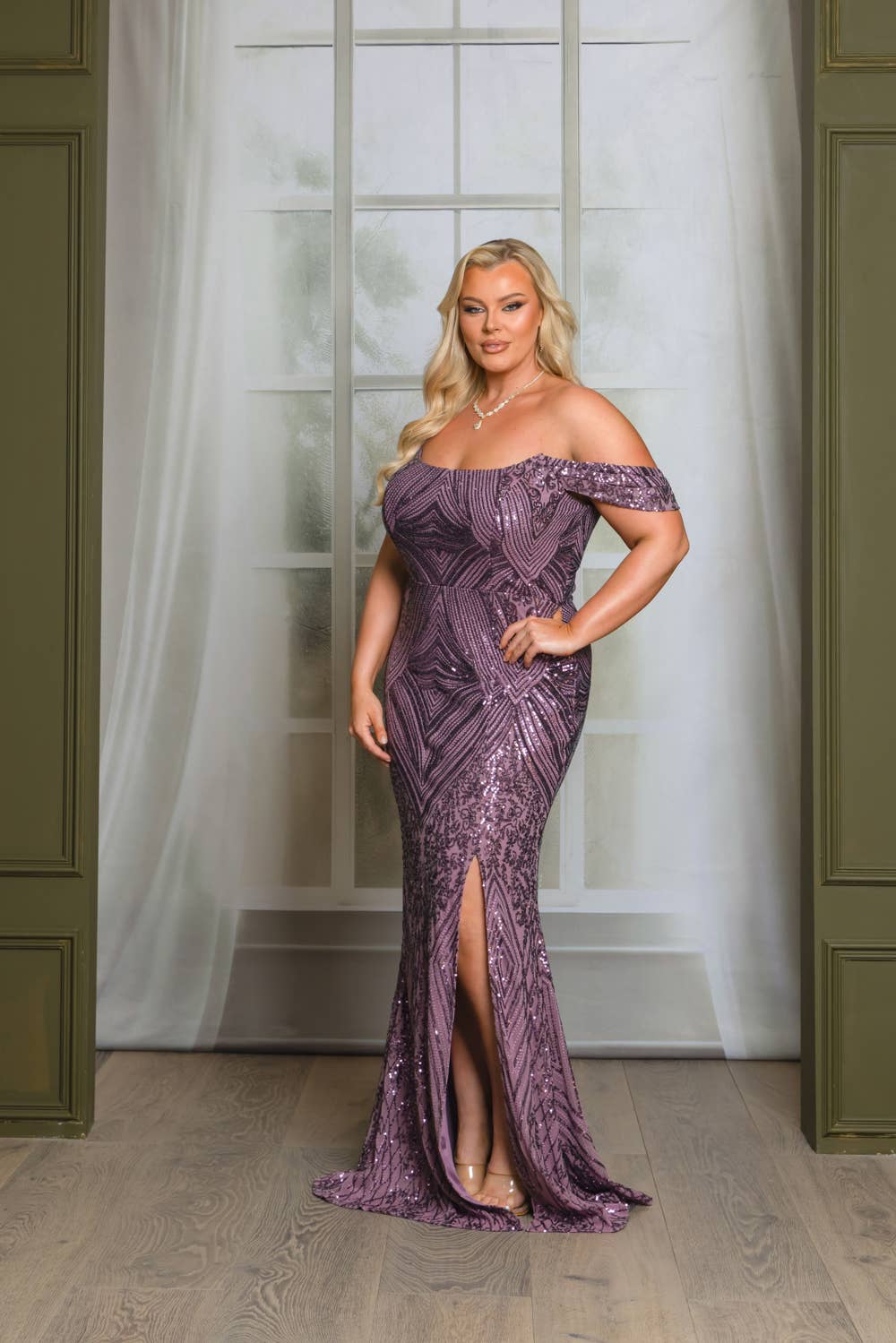 P9581P3-PLUS SIZE CORSET TOP SEQUIN MAXI DRESS