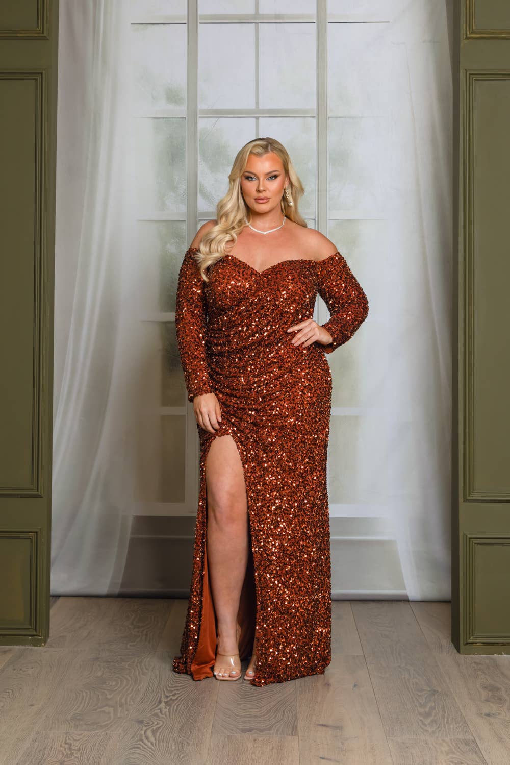 P1641P9-PLUS SIZE LONG SLEEVE OFF SHOULDER MAXI DRESS