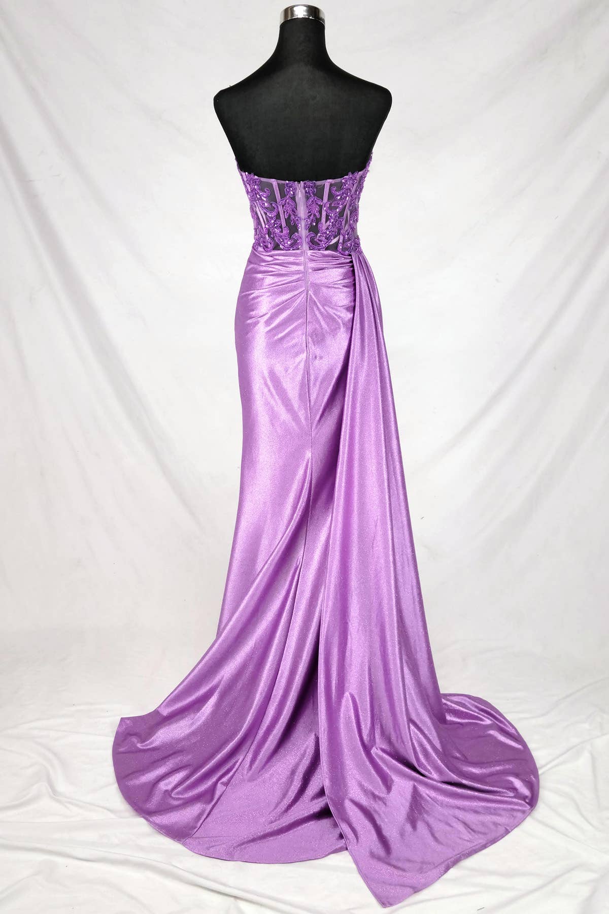Floor length satin sweetheart dress with split skirt C843