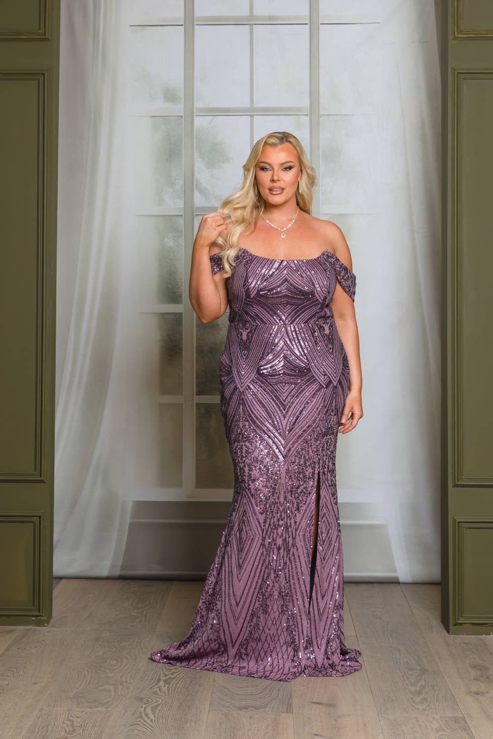P9581P3-PLUS SIZE CORSET TOP SEQUIN MAXI DRESS