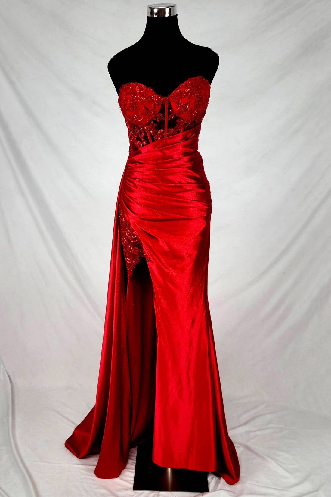 Floor length satin sweetheart dress with split skirt C843