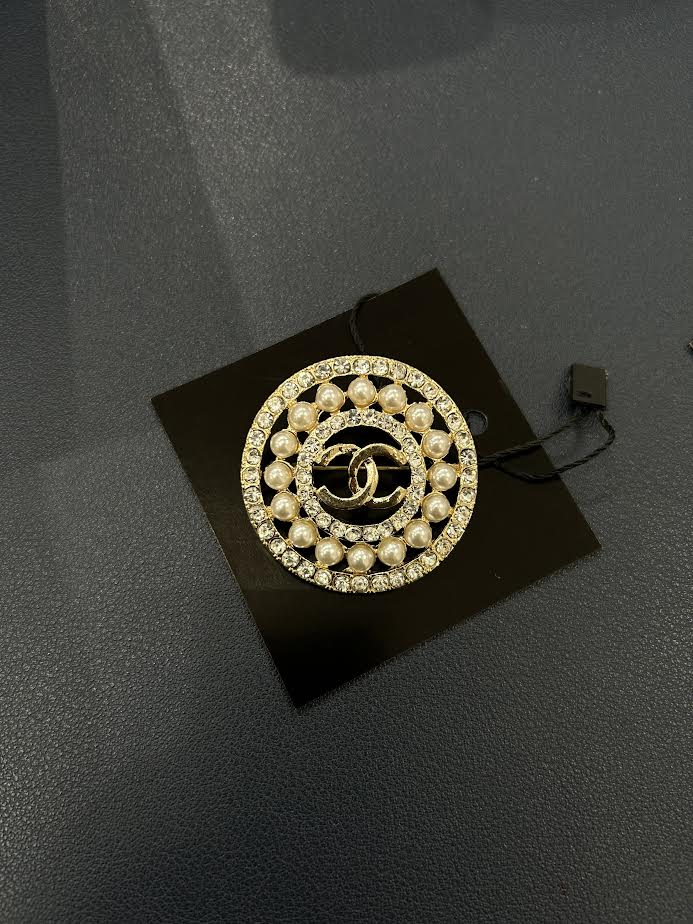 CChanel Pearl Brooch