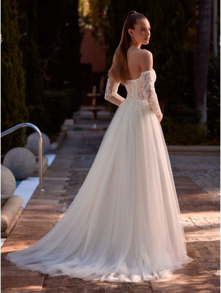 Arwena Gown