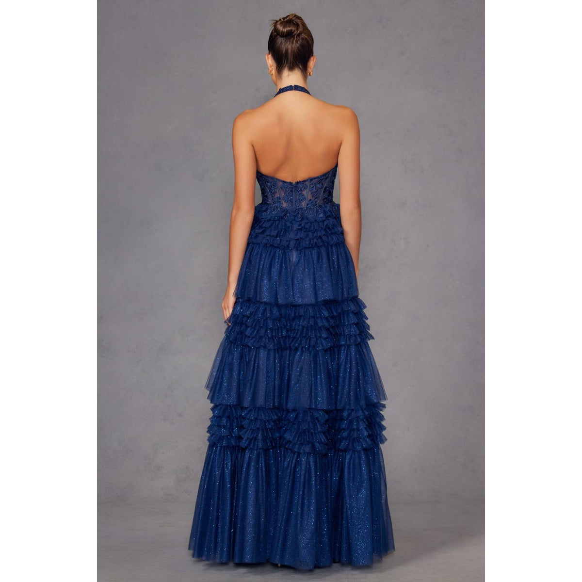 JT2556S STUNNING BLEND OF ELEGANCE AND ALLURE  IT FEATURES A