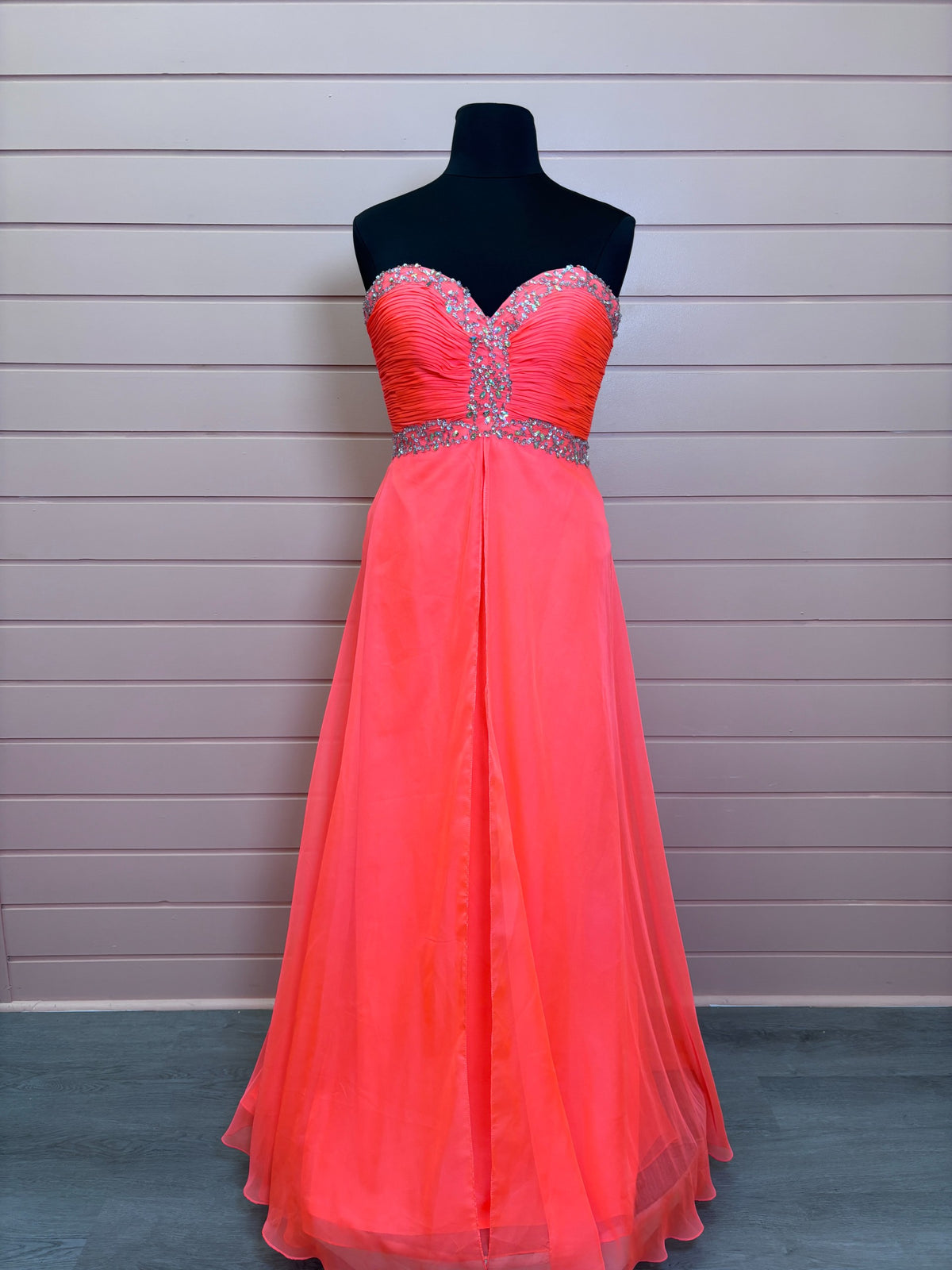 Style 16798 - Coral