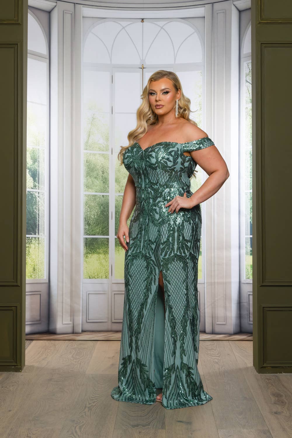 P1013P25-PLUS SIZE SEQUIN OFF SHOULDER MAXI DRESS